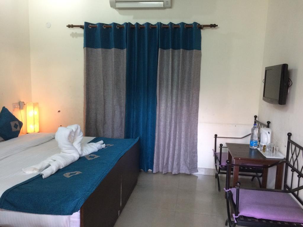 Hotel Sukhsadan Dehradun Værelse billede
